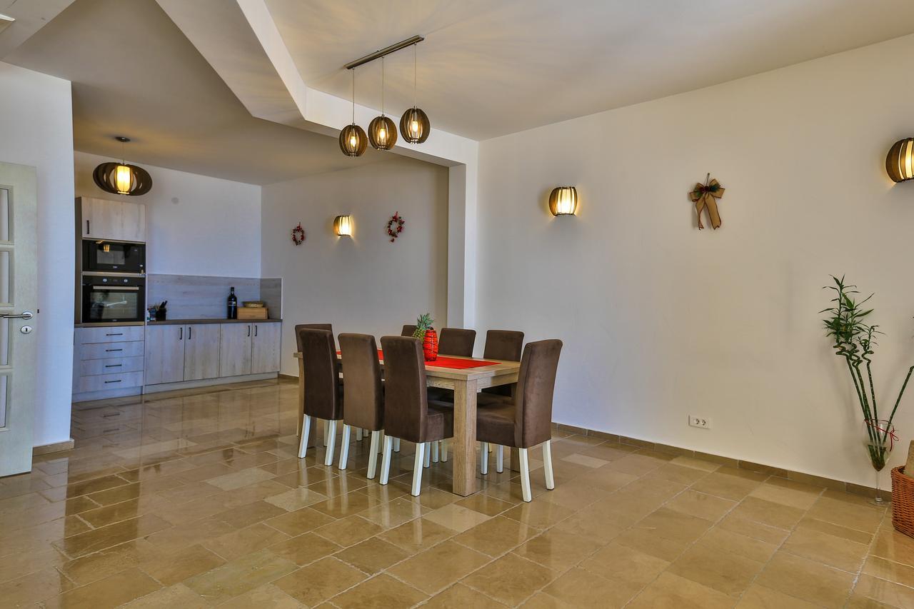 Sunny Villa Jasmine Sveti Stefan Eksteriør bilde